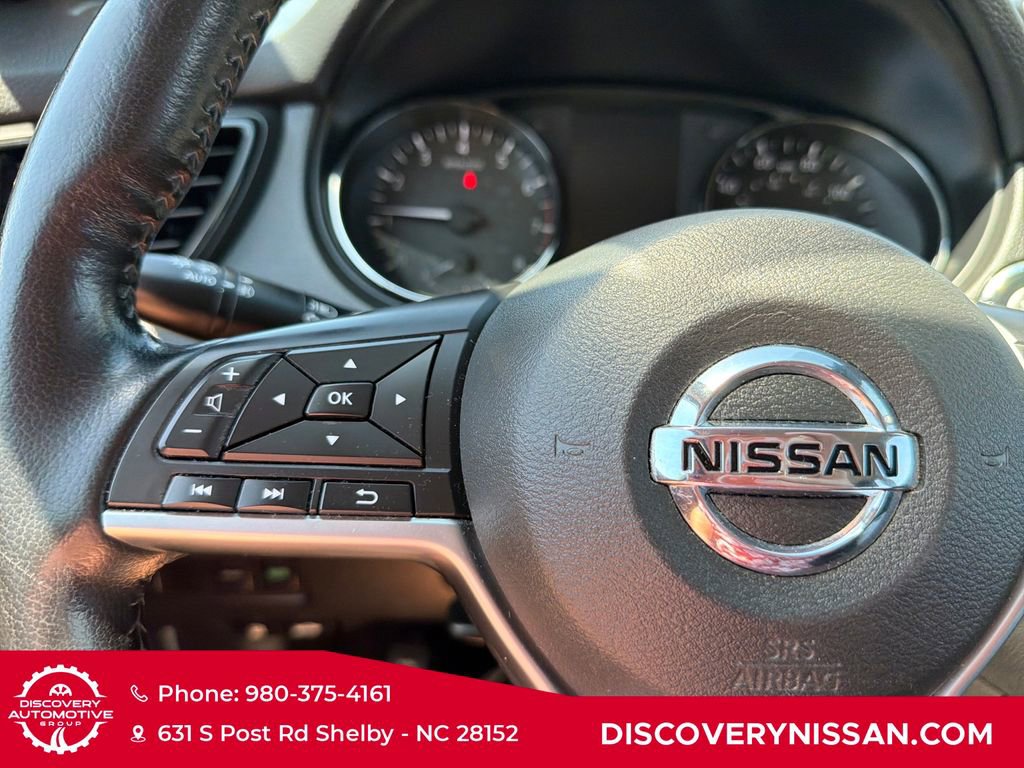 Certified 2022 Nissan Rogue Sport SV image 25