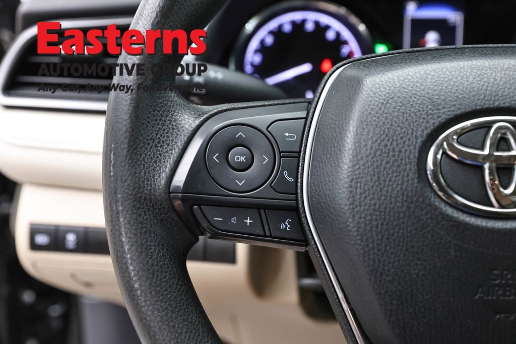 Used 2019 Toyota Camry LE w/ Convenience Package FWD image 15