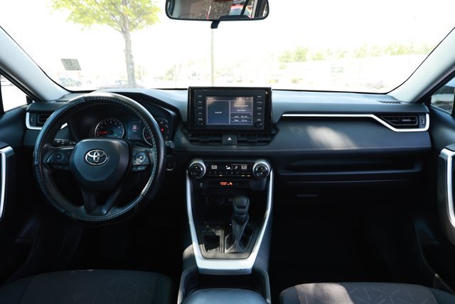 Used 2019 Toyota RAV4 XLE FWD image 31