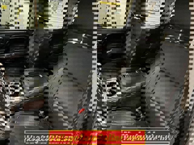 Used 2017 GMC Sierra 1500 SLT w/ SLT Premium Package image 18