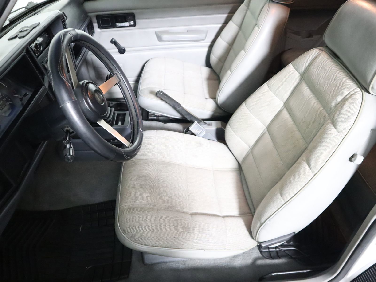 Used 1993 Jeep Cherokee 4WD 2-Door image 25