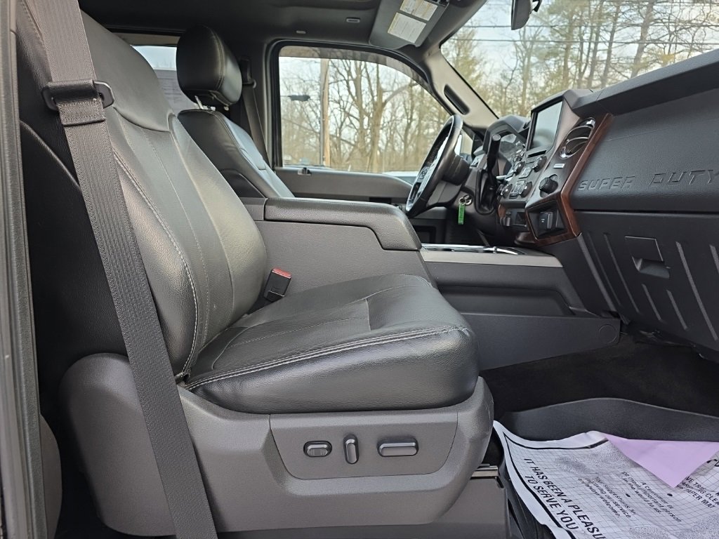 Used 2016 Ford F350 Lariat w/ Lariat Ultimate Package image 18