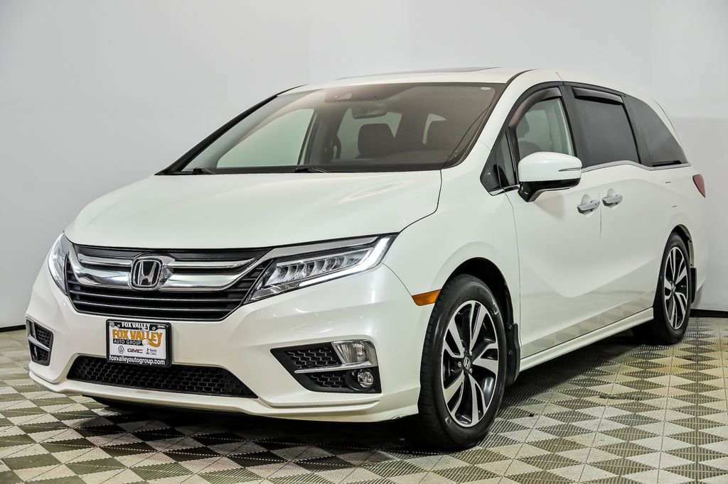Used 2018 Honda Odyssey Elite image 4