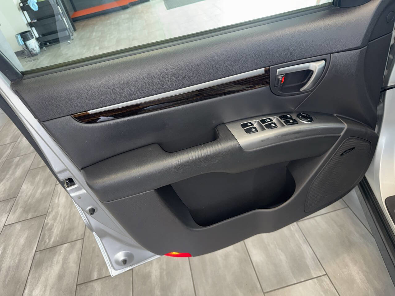 Used 2011 Hyundai Santa Fe Limited image 27