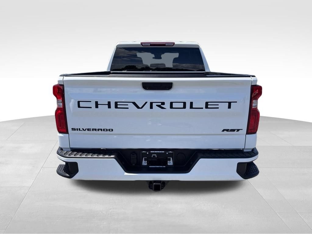 Used 2023 Chevrolet Silverado 1500 RST AWD/4WD image 18