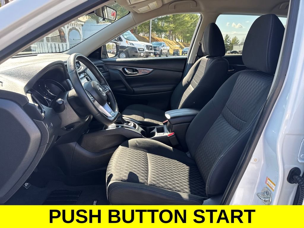 Used 2019 Nissan Rogue SV image 10