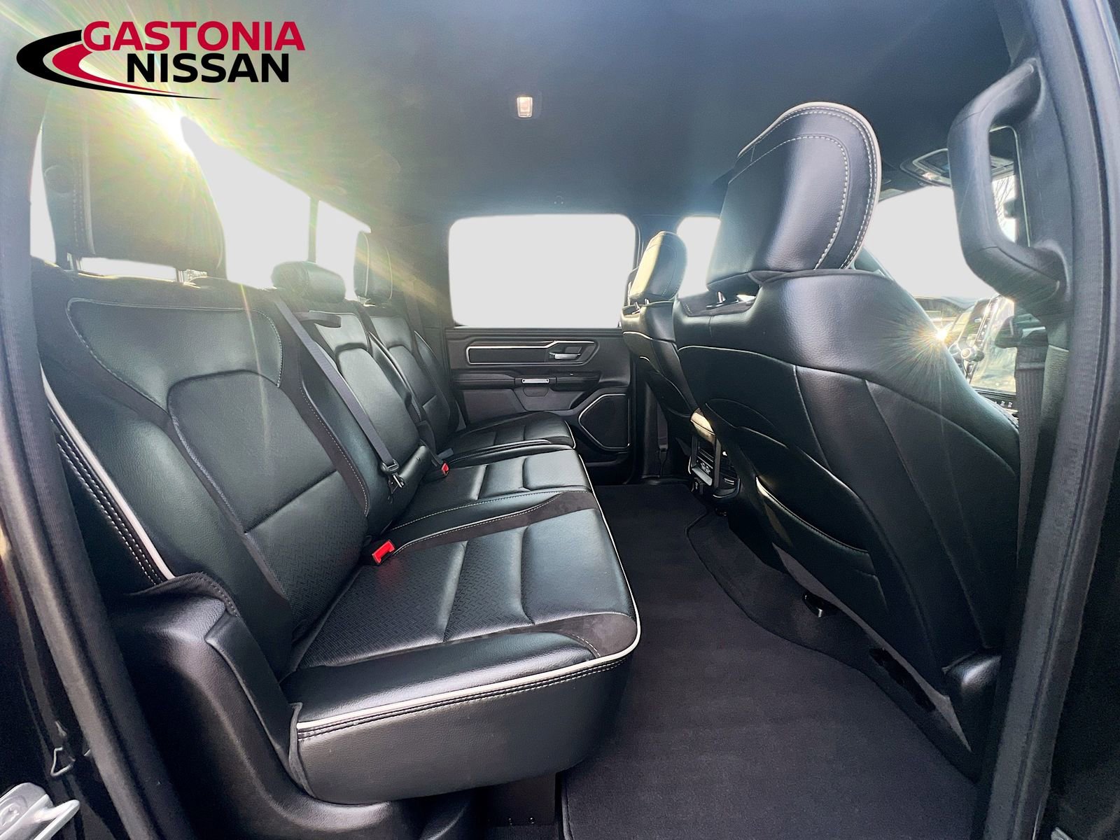 Used 2025 RAM 1500 Laramie image 36