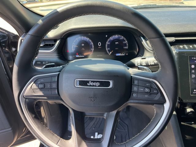 Used 2023 Jeep Grand Cherokee L Laredo AWD/4WD image 18