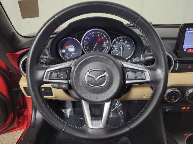 Used 2020 MAZDA MX-5 Miata RF Grand Touring RWD image 24