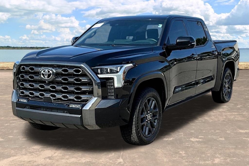 Used 2023 Toyota Tundra Platinum w/ Advanced Package AWD/4WD image 4