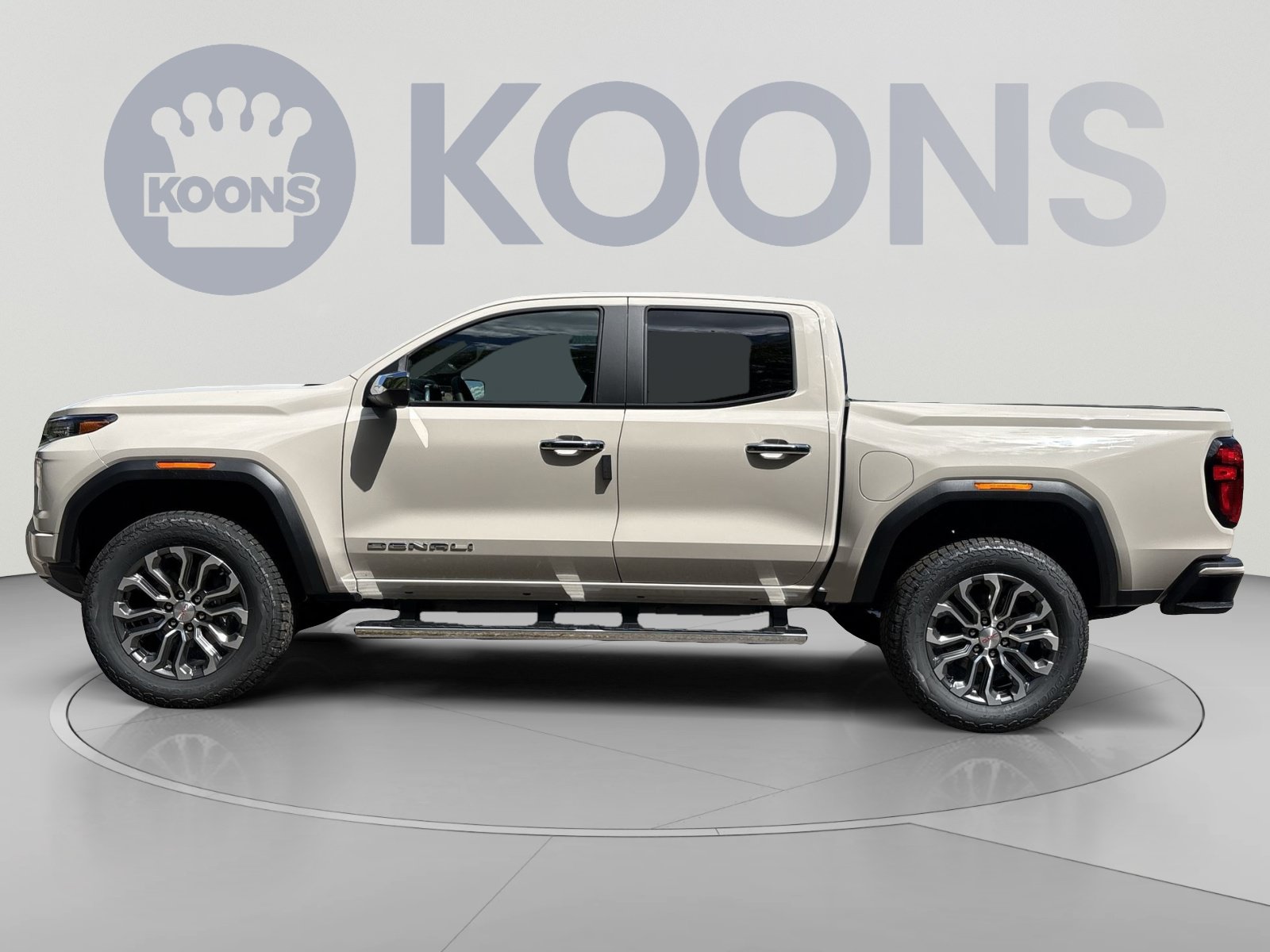 New 2026 GMC Canyon Denali w/ LPO, Black Badging Package AWD/4WD image 2