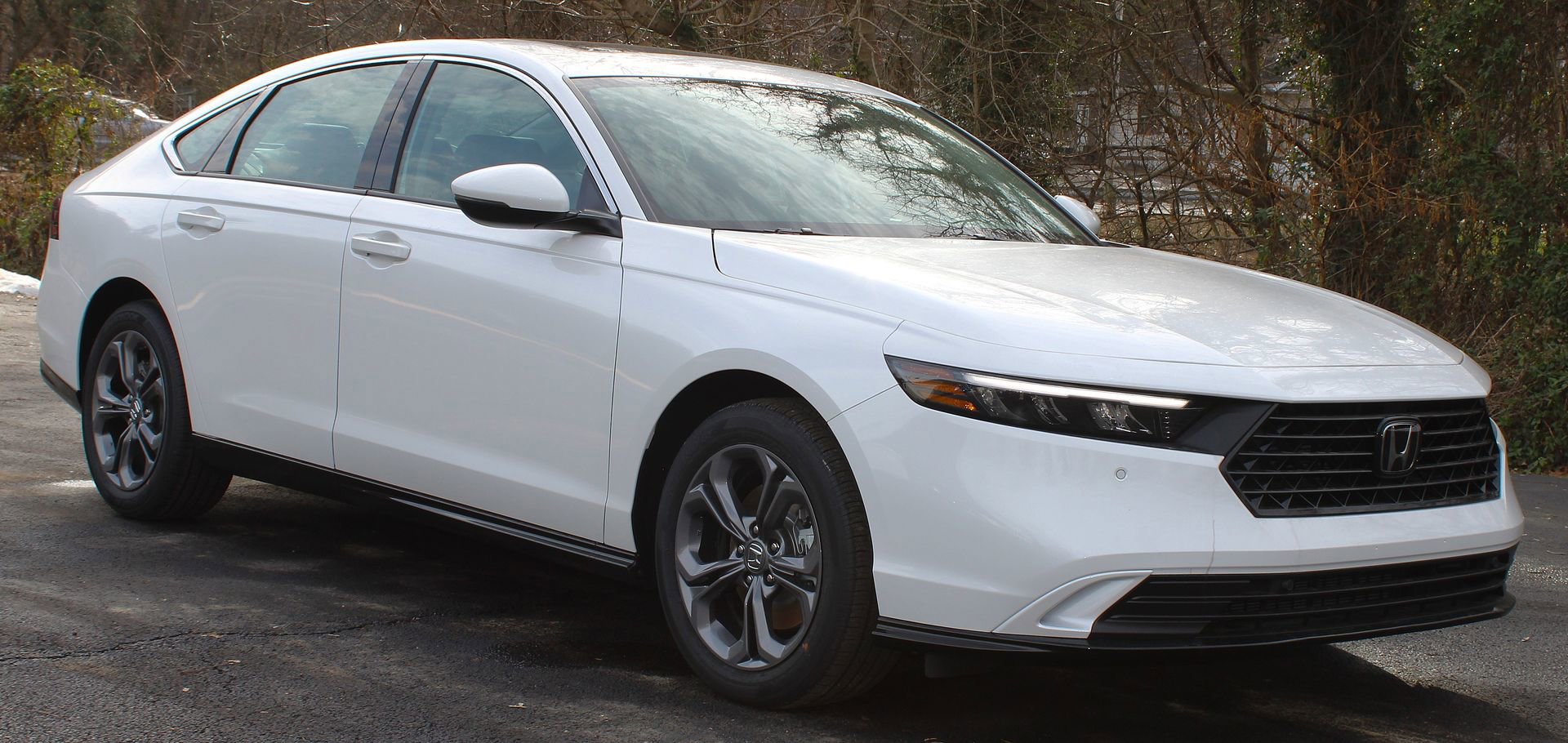 New 2025 Honda Accord EX-L image 3