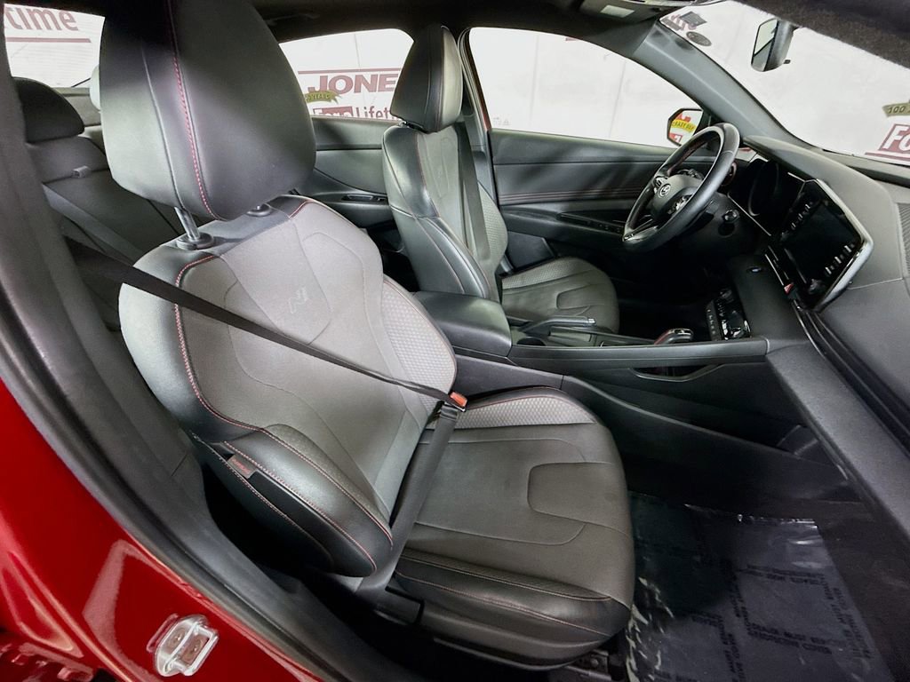 Certified 2022 Hyundai Elantra N Line image 30