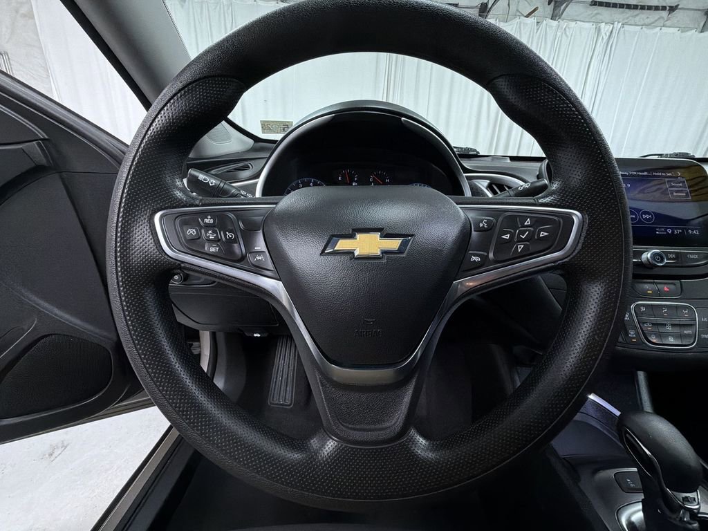 Used 2024 Chevrolet Malibu LT FWD image 13