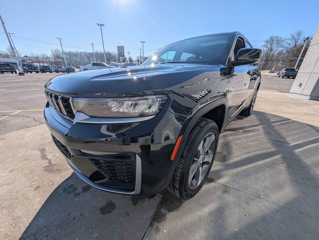 New 2026 Jeep Grand Cherokee L Limited image 8