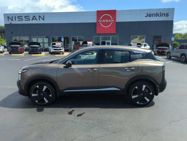 Used 2026 Nissan Kicks SR FWD image 11