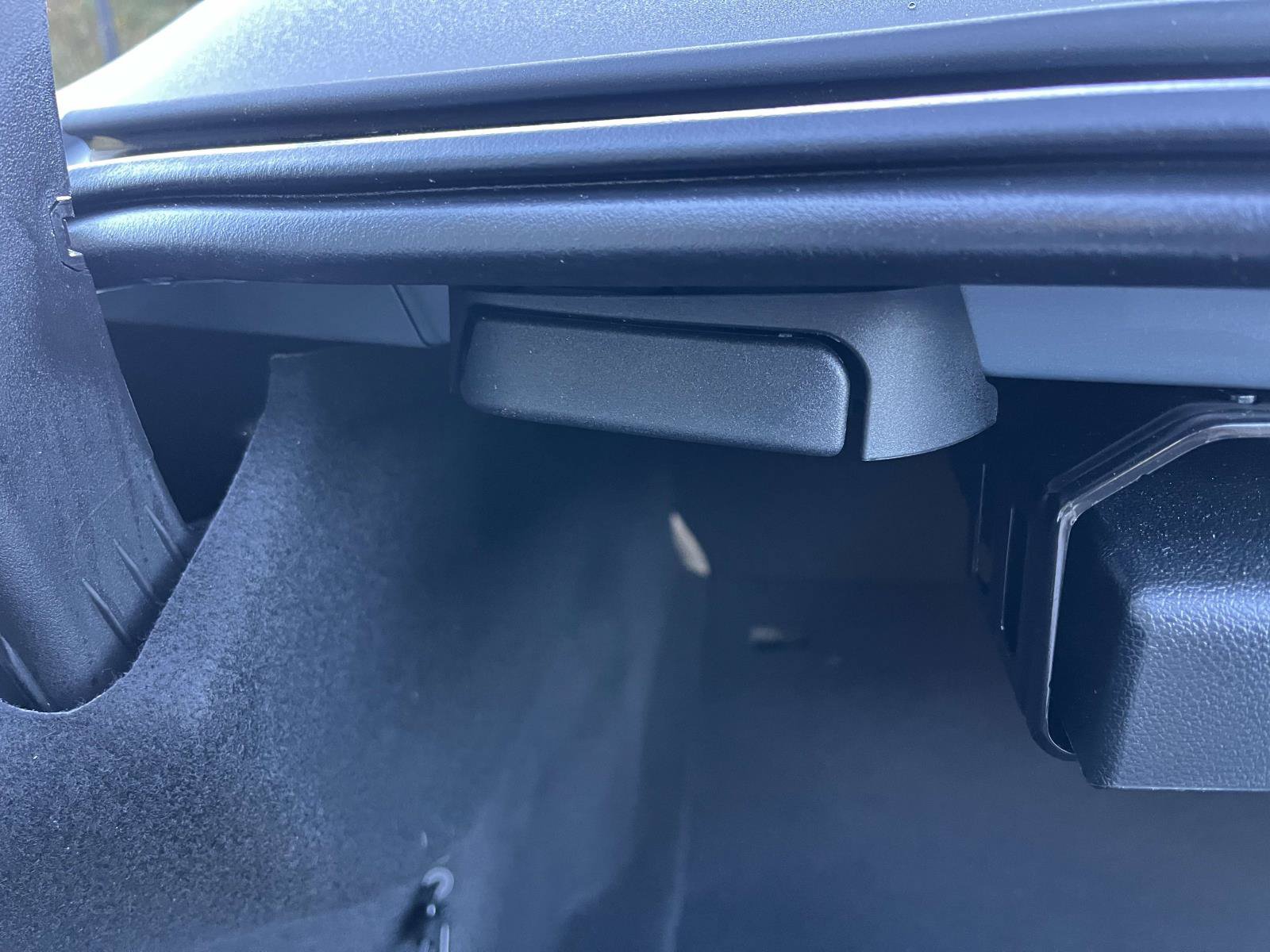 Used 2018 Mercedes-Benz E 300 image 10
