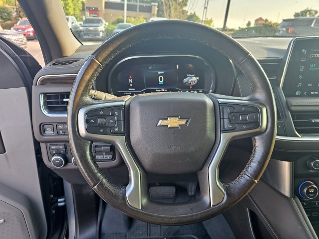 Used 2022 Chevrolet Suburban LT w/ Luxury Package AWD/4WD image 30