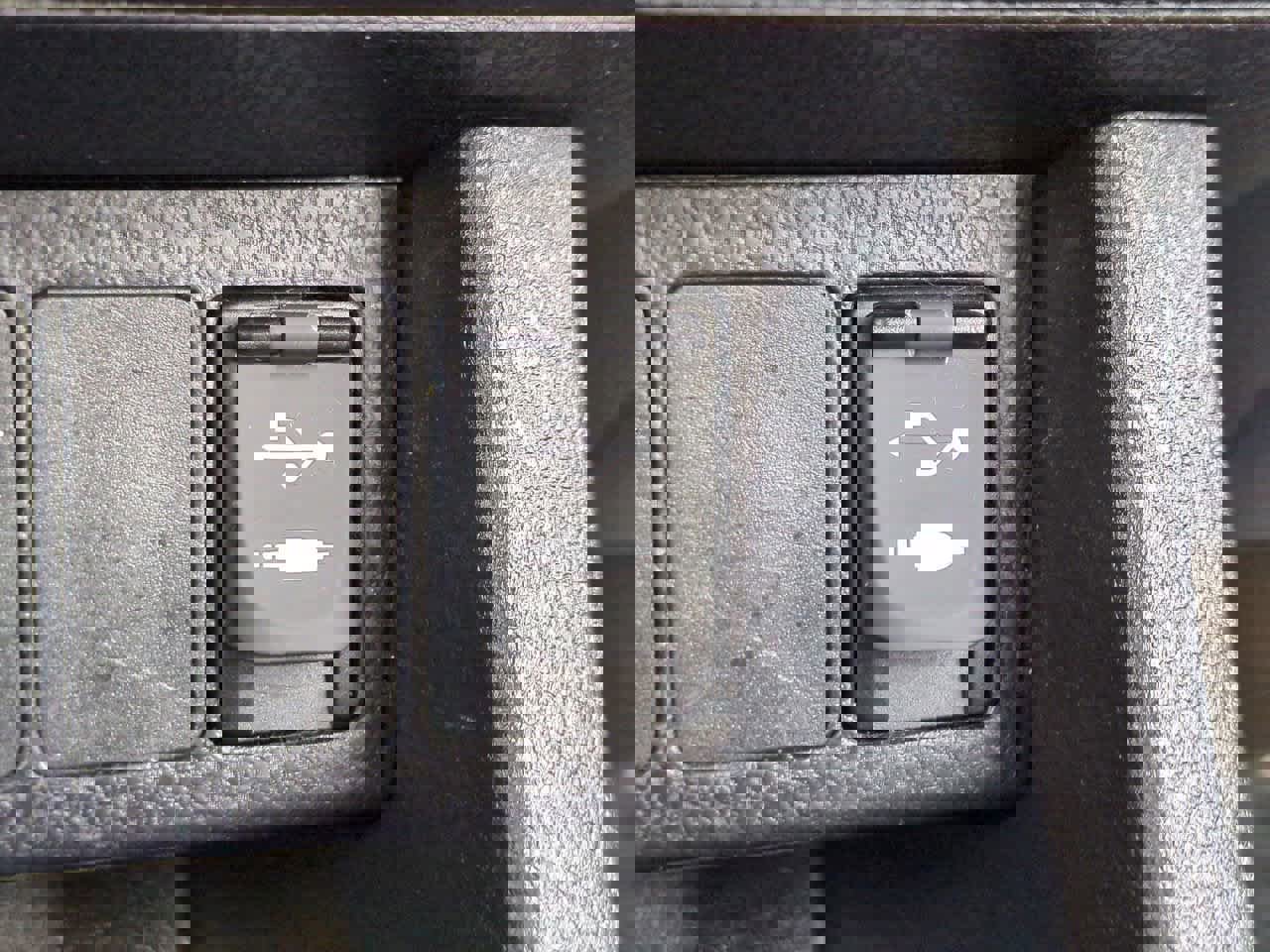 Used 2015 Toyota Corolla LE image 20