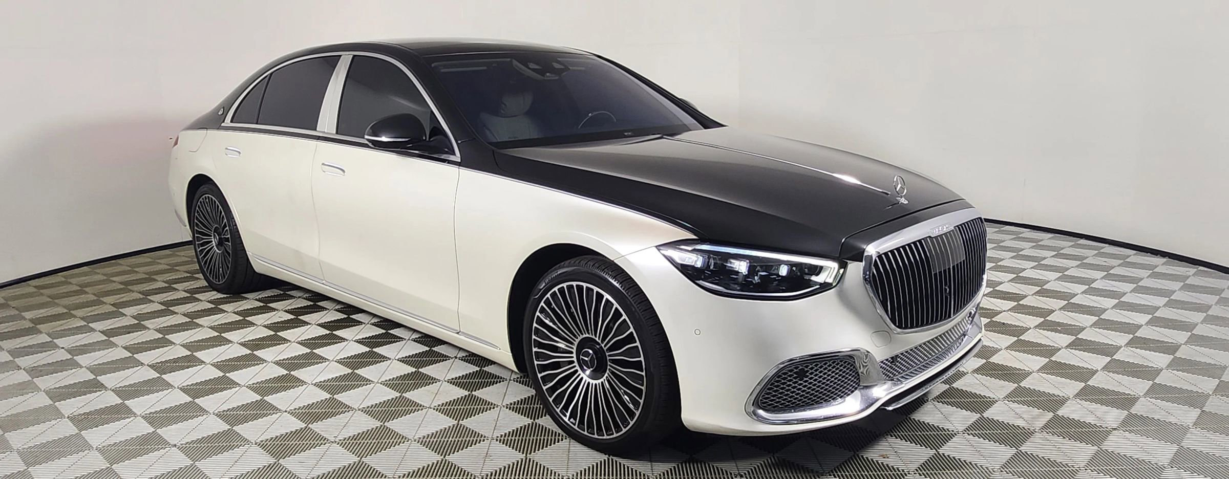 Used 2022 Mercedes-Benz S 580 4MATIC Sedan image 1