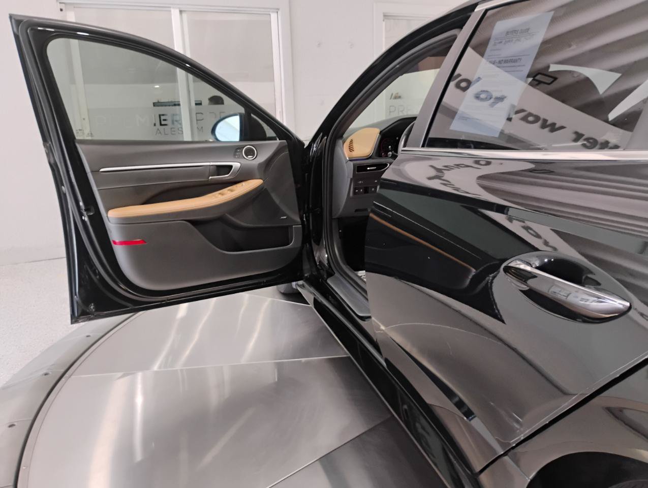 Used 2021 Hyundai Sonata Limited FWD image 43