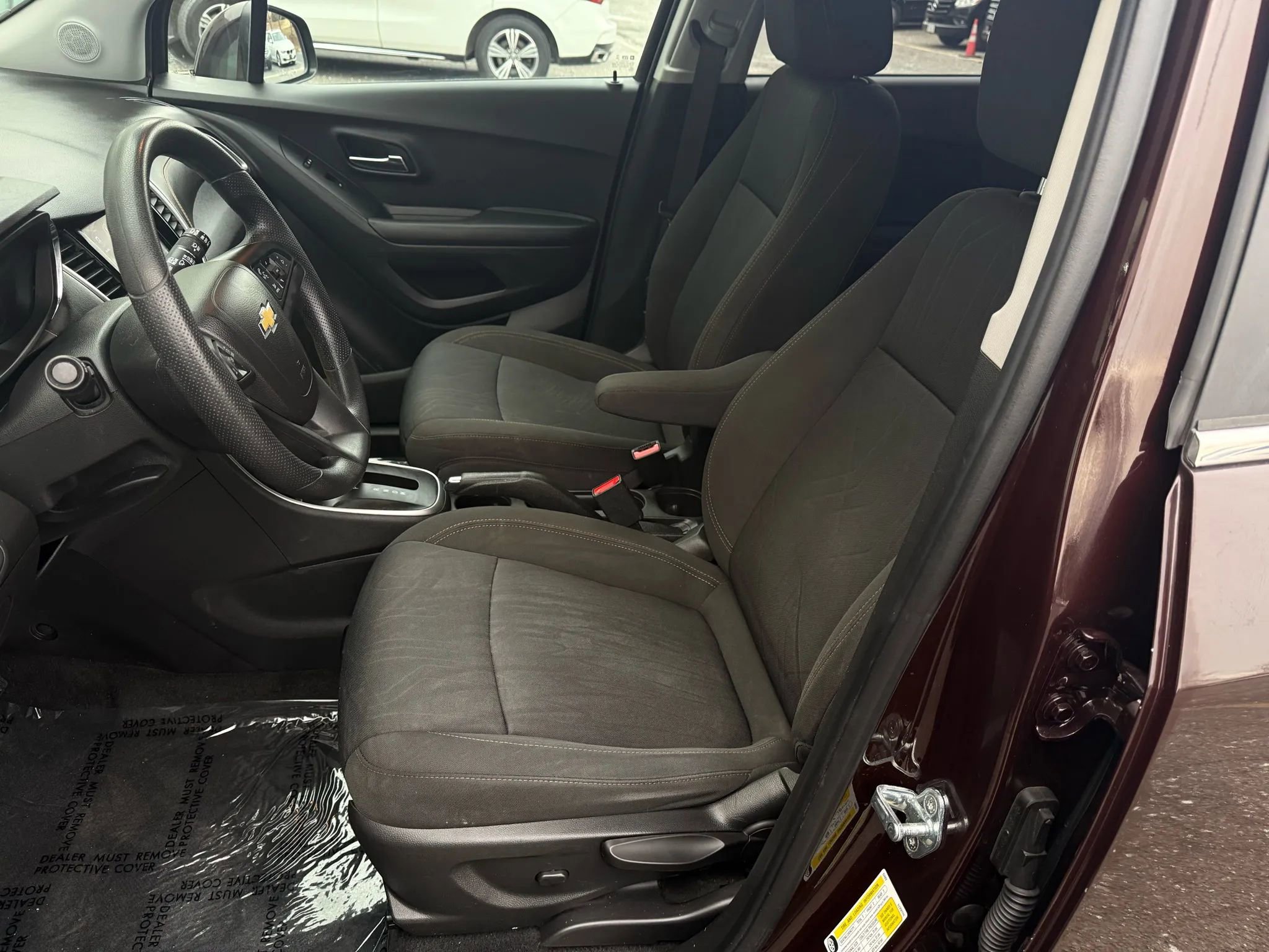 Used 2020 Chevrolet Trax LT image 16