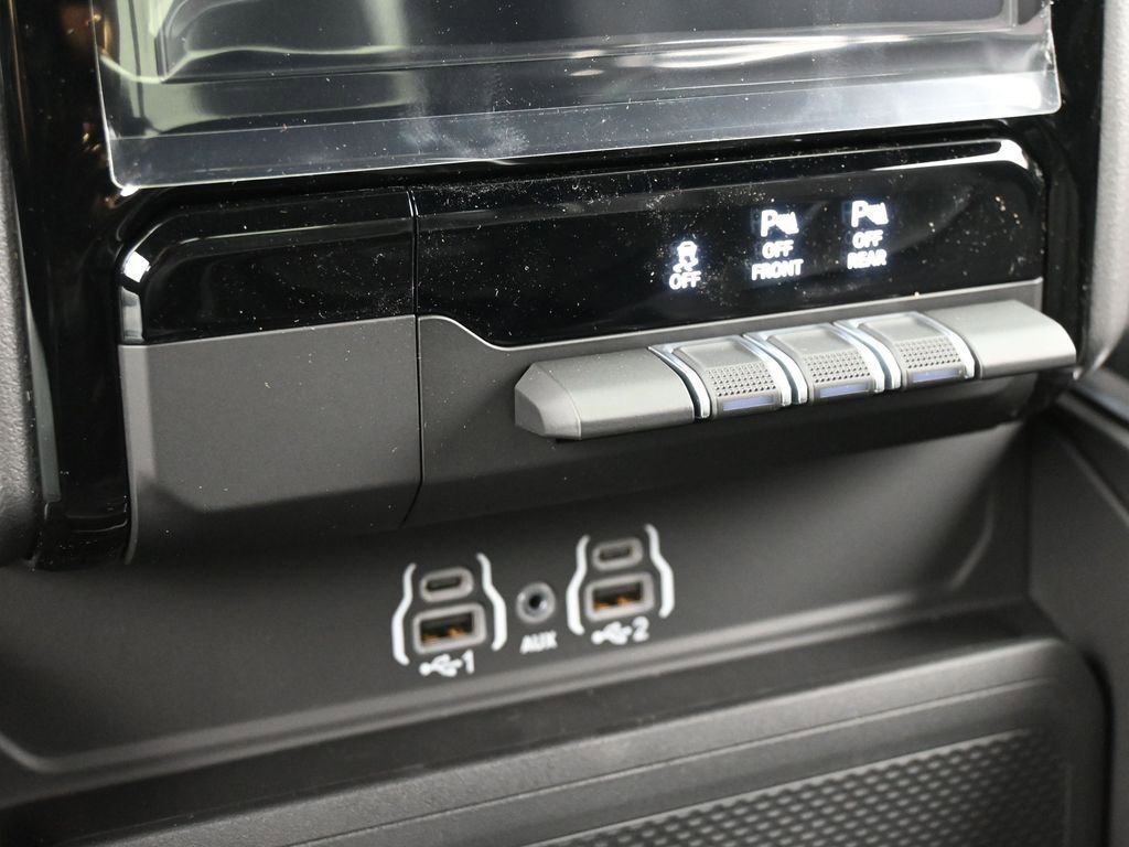 Used 2026 RAM 1500 Laramie w/ Night Edition AWD/4WD image 19