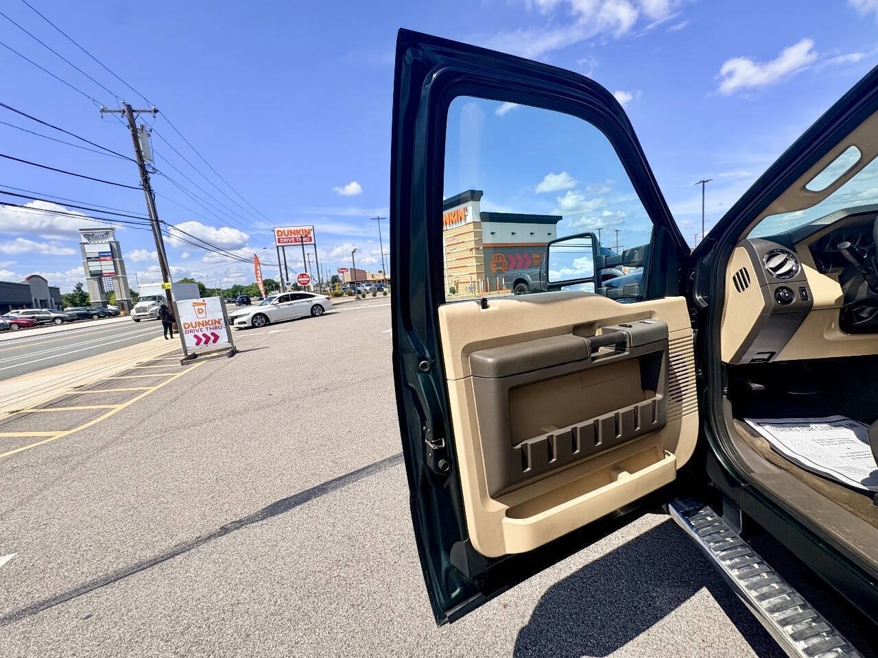 Used 2016 Ford F250 XLT w/ XLT Value Package AWD/4WD image 17