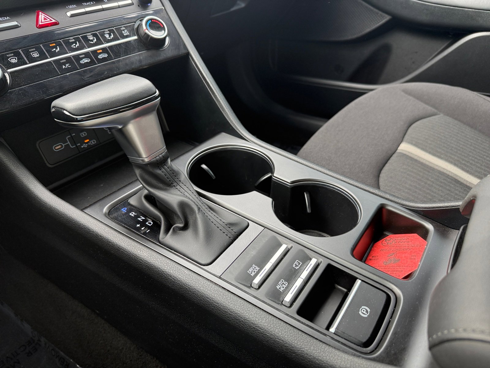 Used 2025 Hyundai Sonata SE image 21