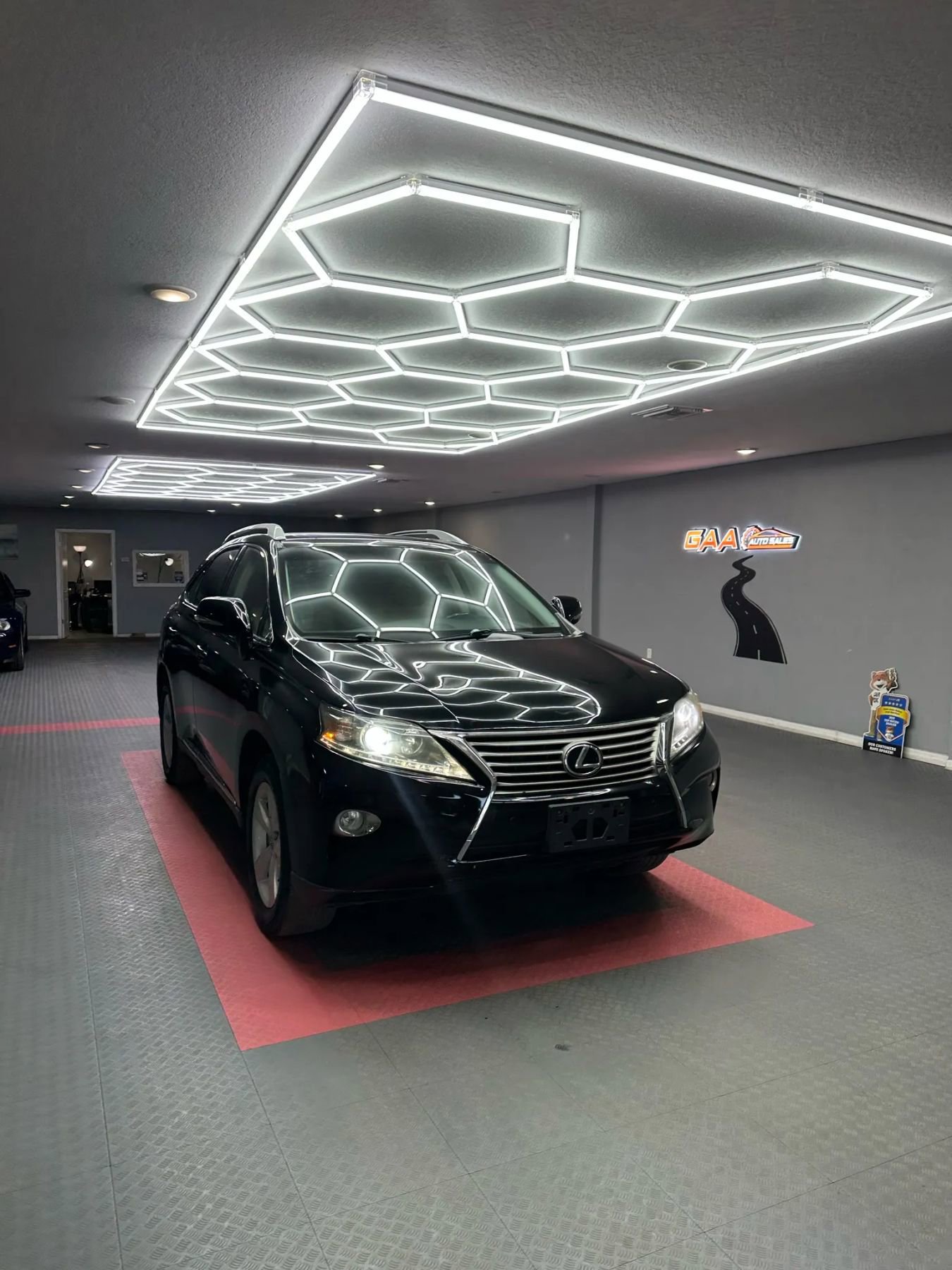 Used 2013 Lexus RX 350 AWD w/ Navigation Pkg image 1
