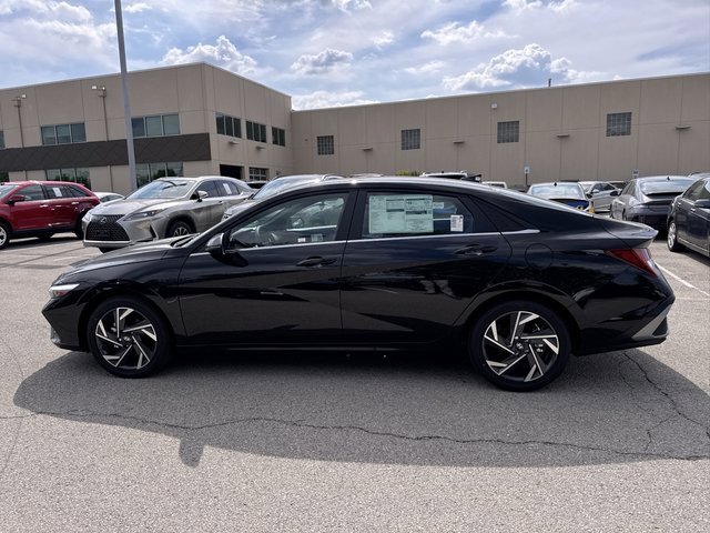 New 2025 Hyundai Elantra Limited