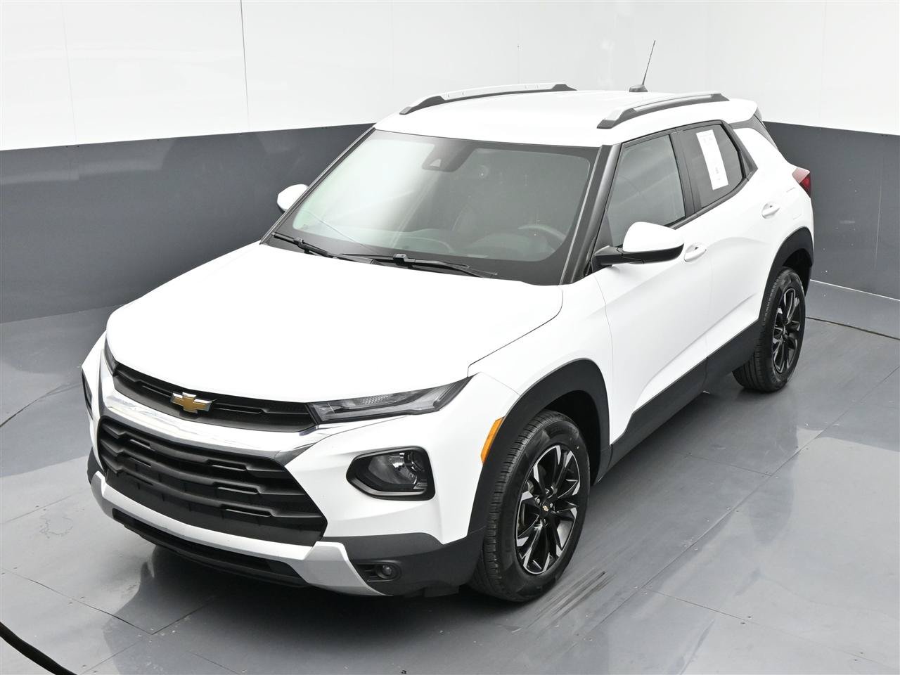 Used 2022 Chevrolet TrailBlazer LT w/ Convenience Package FWD image 21