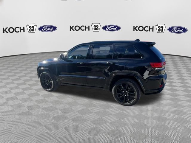 Used 2021 Jeep Grand Cherokee Laredo X image 16