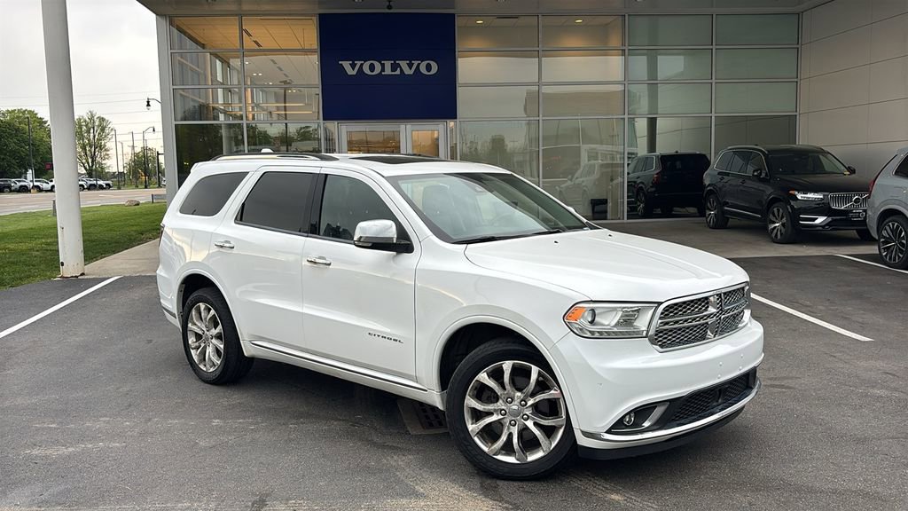 Used 2016 Dodge Durango Citadel w/ Premium Entertainment Group AWD/4WD image 2