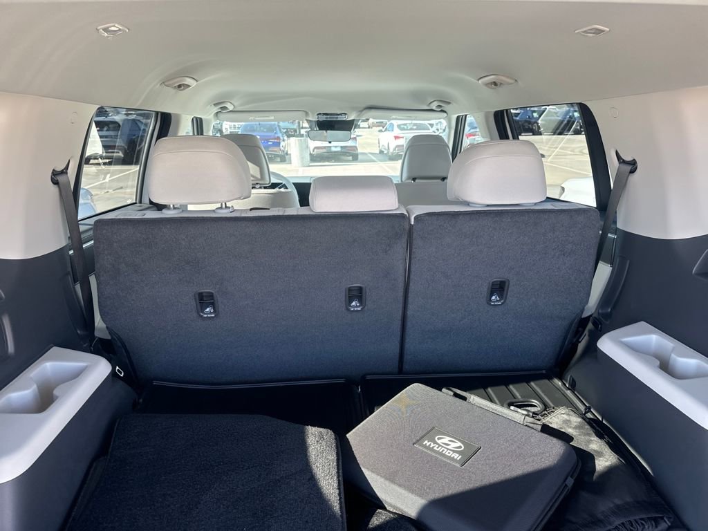 New 2026 Hyundai Santa Fe SE image 36