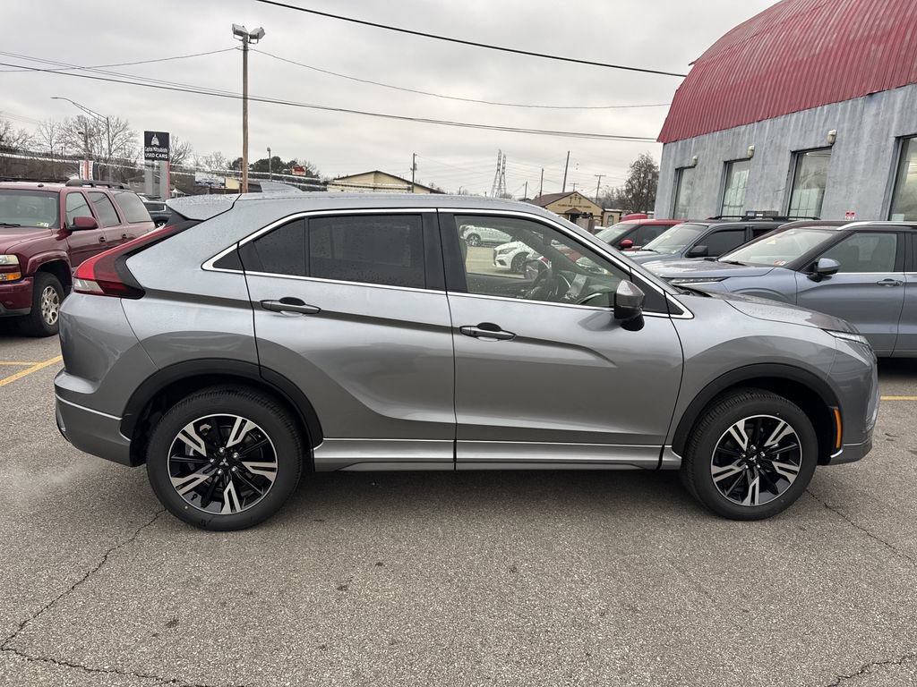 New 2026 Mitsubishi Eclipse Cross SEL AWD/4WD image 3