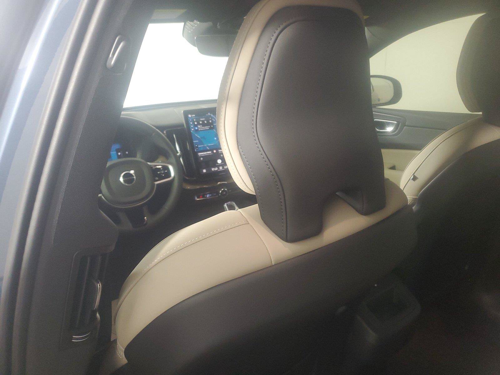 Used 2026 Volvo XC60 B5 Plus w/ Protection Package Premier AWD/4WD image 13