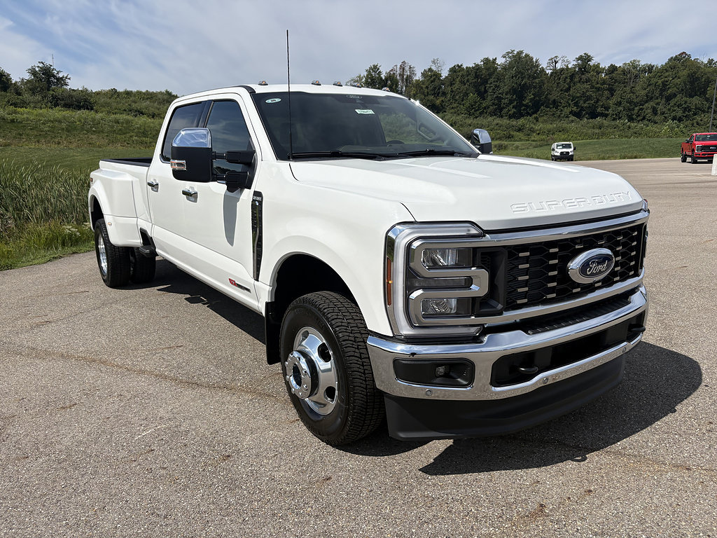 New 2026 Ford F350 King Ranch w/ Chrome Package AWD/4WD image 7