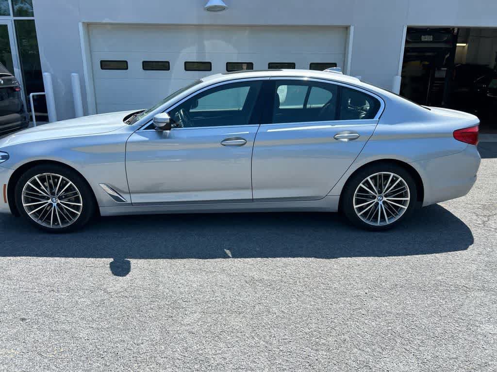 Used 2019 BMW 540i xDrive w/ Convenience Package AWD/4WD image 3