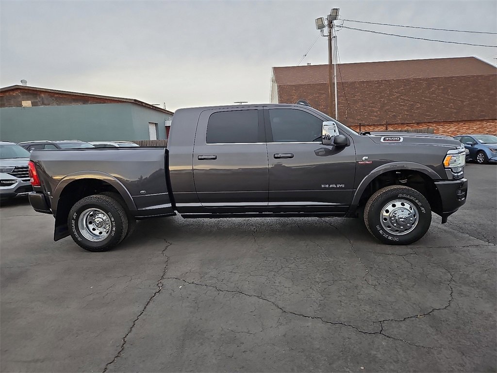 Used 2024 RAM 3500 Limited image 9