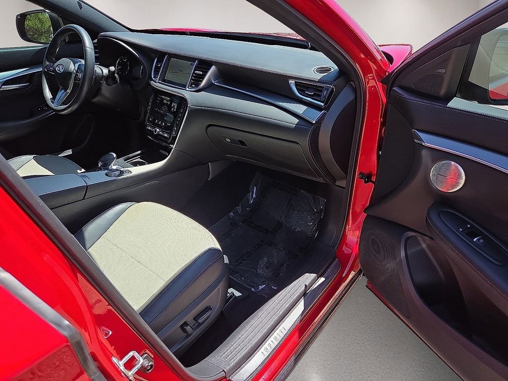 Used 2023 INFINITI QX55 Essential AWD/4WD image 12