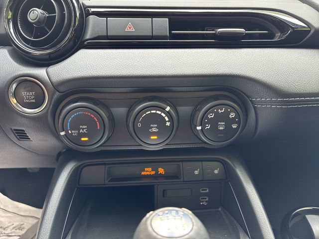 Certified 2025 MAZDA MX-5 Miata Club RWD image 19