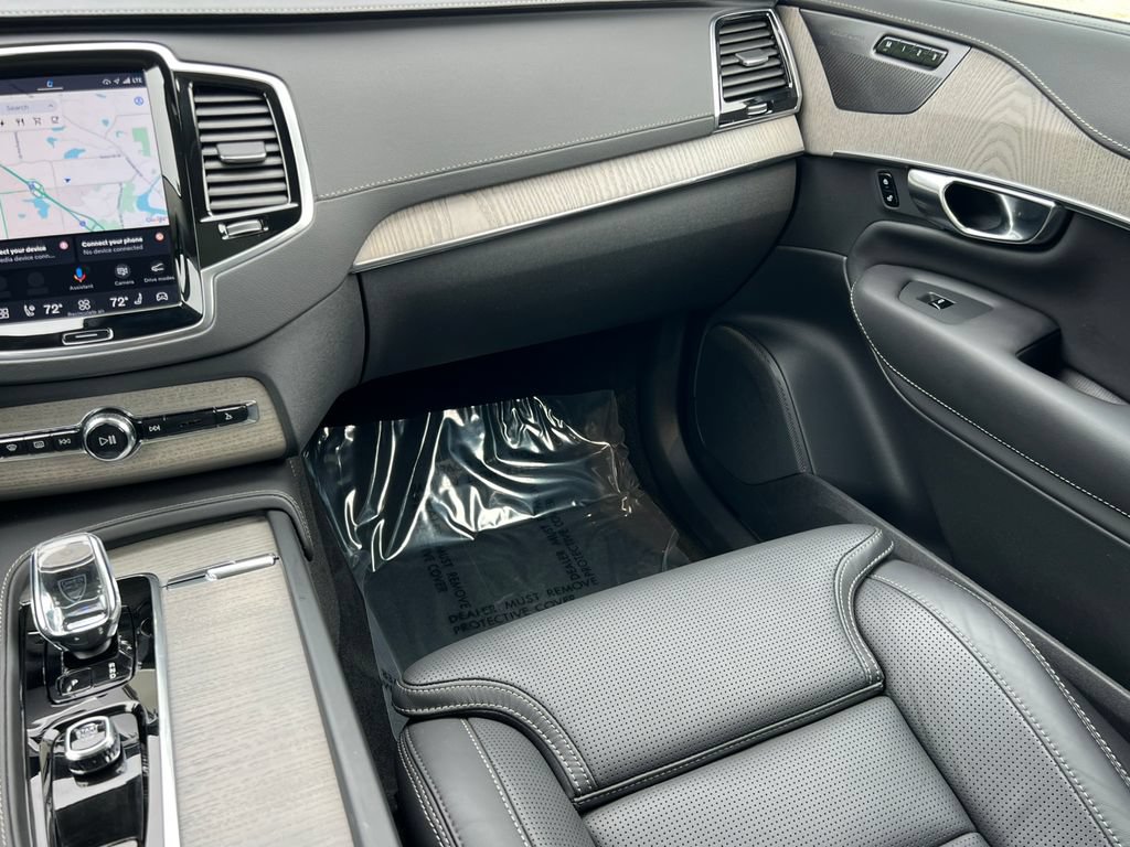 Used 2025 Volvo XC90 T8 Ultra w/ Protection Package Premier AWD/4WD image 36