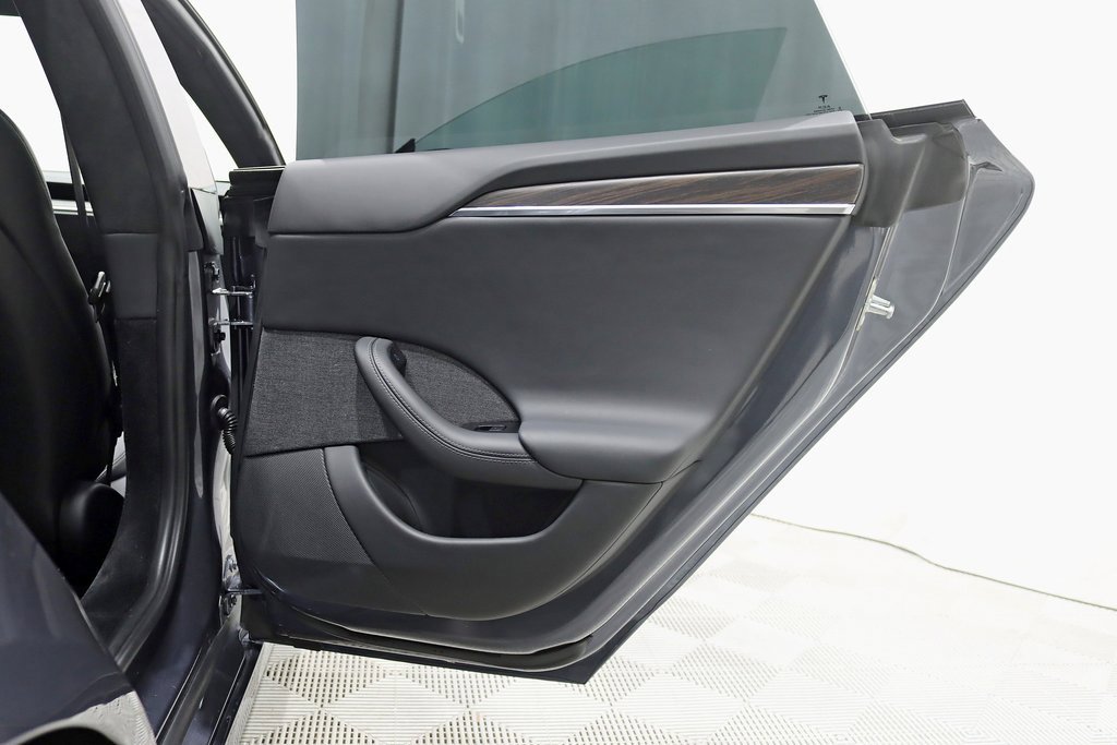 Used 2023 Tesla Model S Standard Range image 38