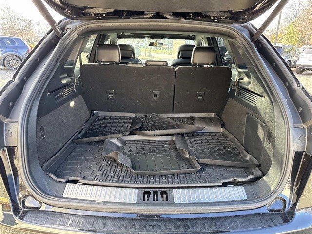 Used 2019 Lincoln Nautilus Reserve w/ Cargo Utility Package image 12