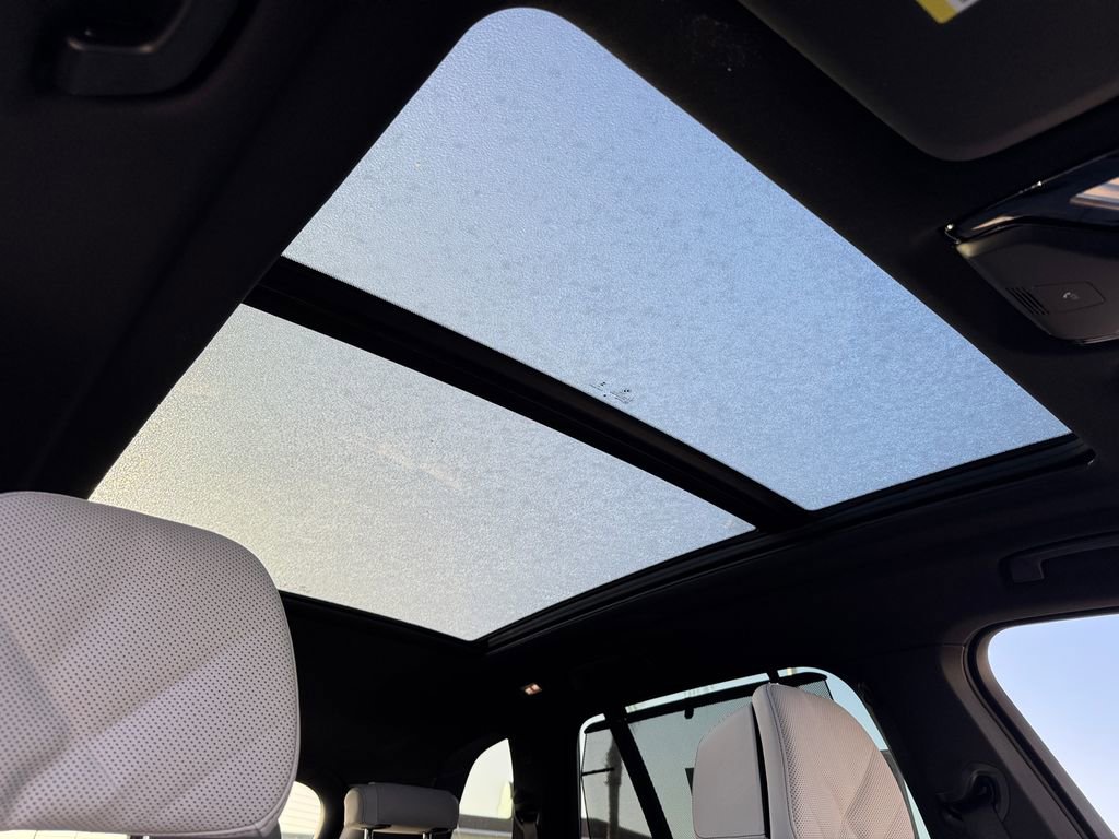 New 2026 BMW X5 sDrive40i image 14