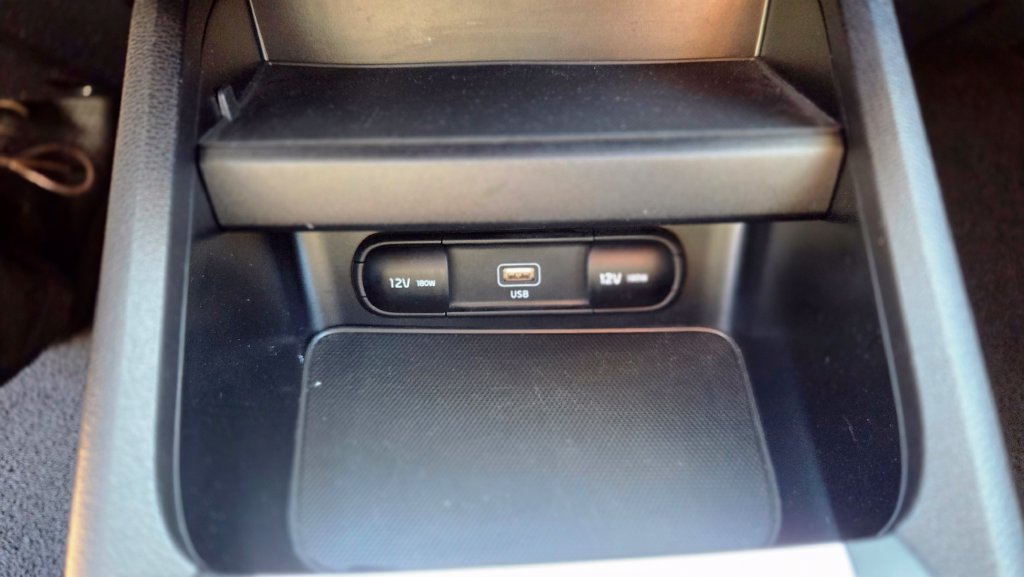 Used 2023 Kia Forte LXS w/ LXS Technology Package FWD image 20