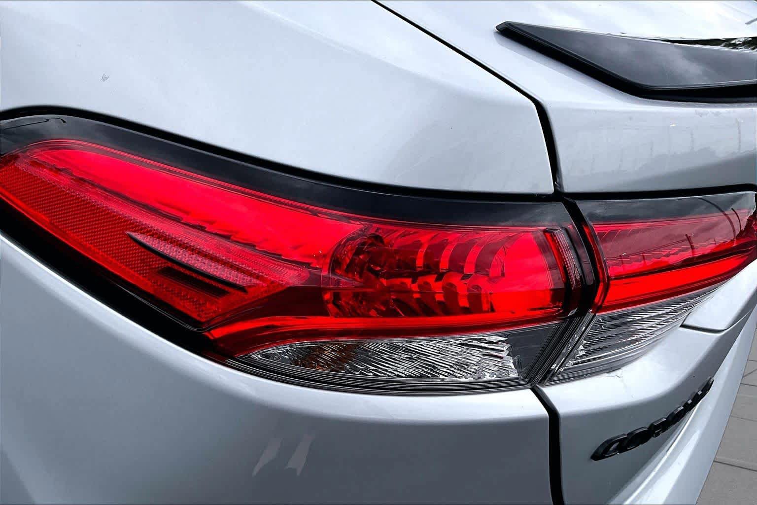 Used 2022 Toyota Corolla SE FWD image 28