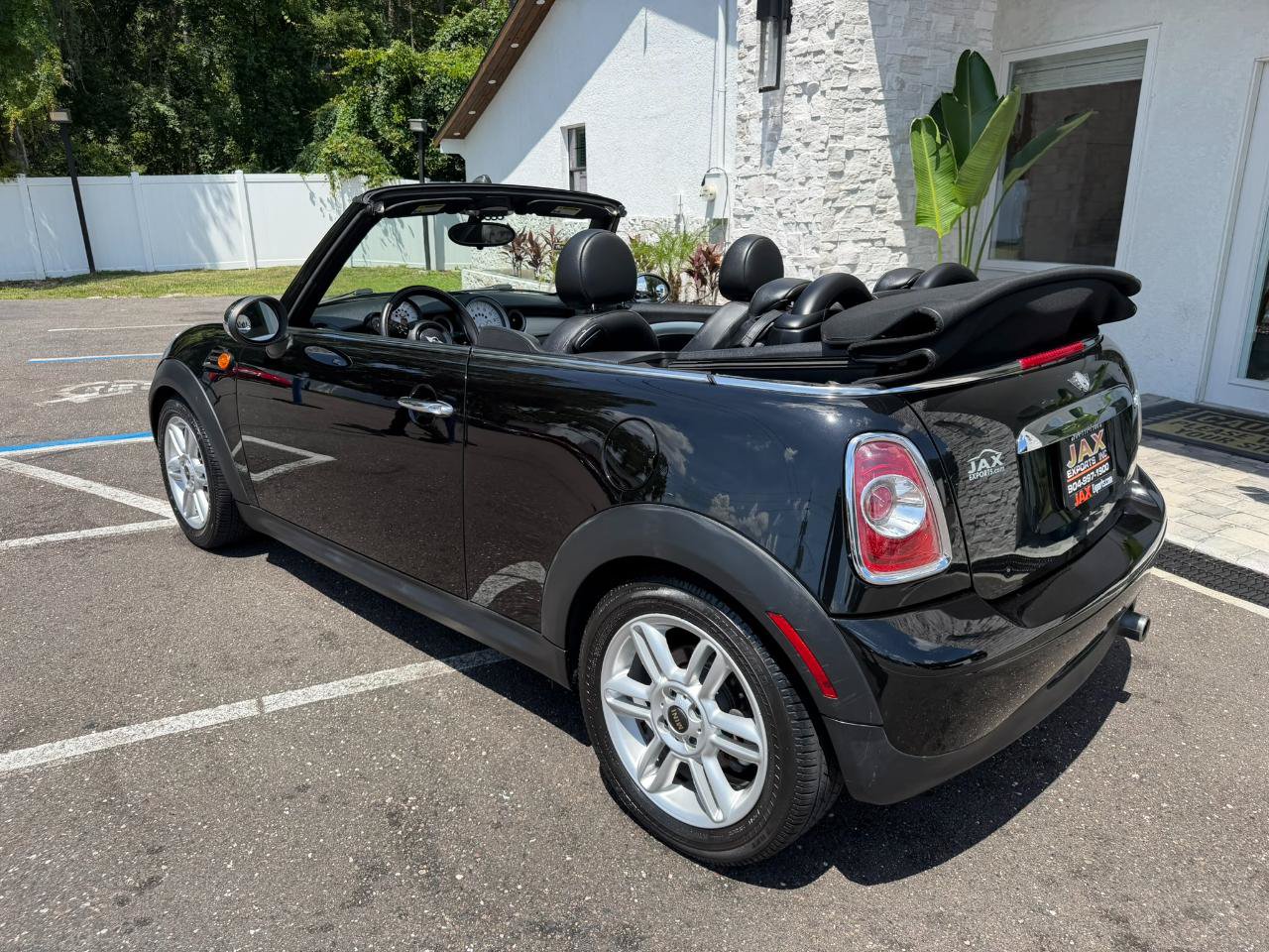 Used 2012 MINI Cooper Convertible FWD image 8
