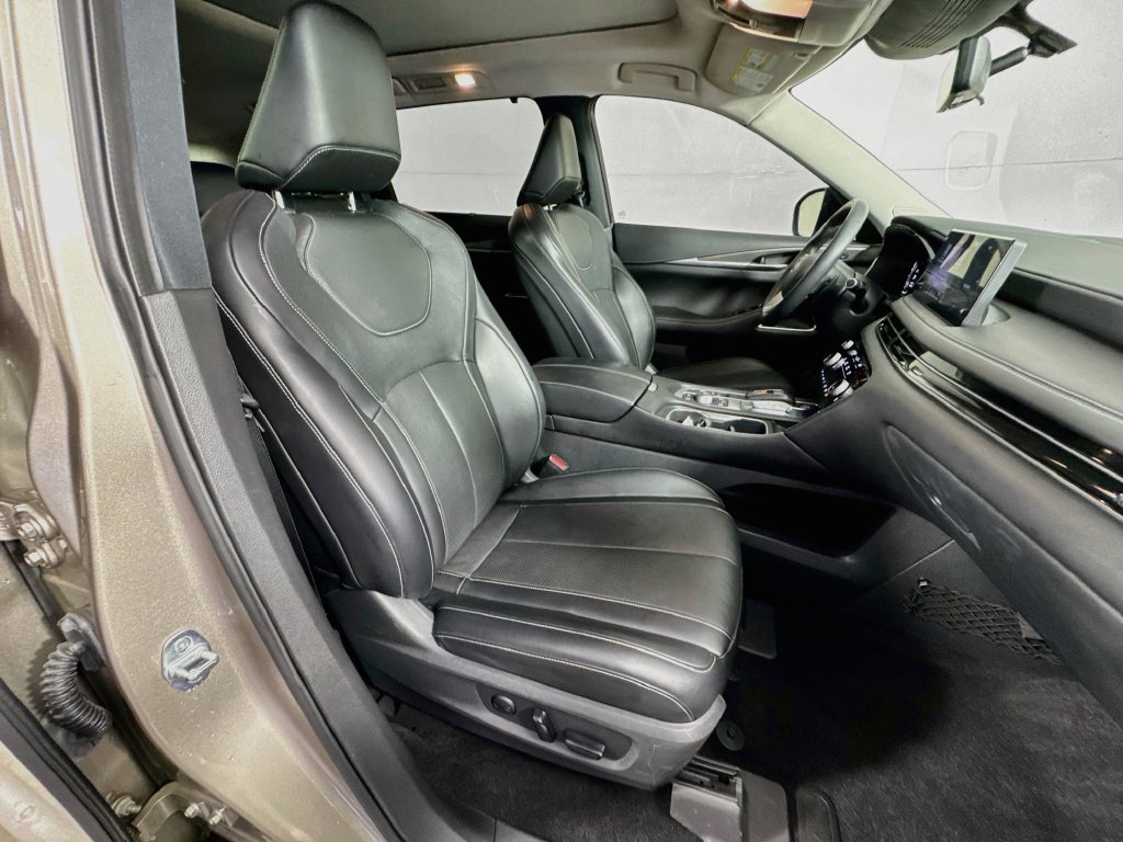 Certified 2022 INFINITI QX60 Luxe w/ Vision Package FWD image 39